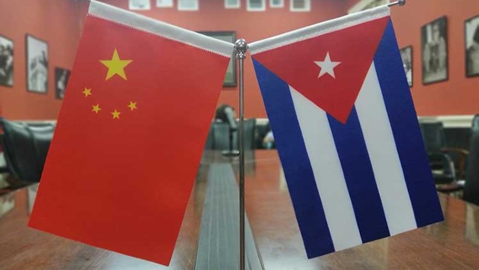 China rechaza el bloqueo de Estados Unidos contra Cuba y manifiesta su solidaridad con La Habana en foros internacionales.