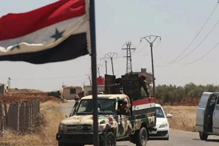 Dos autos del Ejército Árabe Sirio fueron atacados al norte de Deraa.