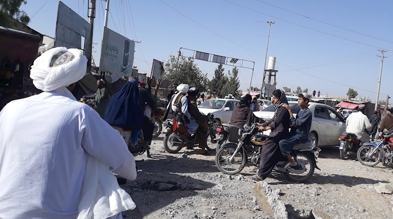 Junto a Herat, Kandahar, la segunda ciudad más importante del país fue tomada el viernes 13 de agosto, donde los soldados oficialistas se rindieron o huyeron y los talibanes capturaron gran cantidad de armas, vehículos y municiones.