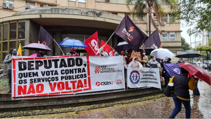 La jornada de protestas de los funcionarios públicos se inscribe en una protesta más amplia en contra del Gobierno de Jair Bolsonaro.