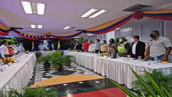Las representaciones de Venezuela y Colombia dialogaron sobre la apertura comercial de la frontera para la reactivación económica y productiva de la zona.