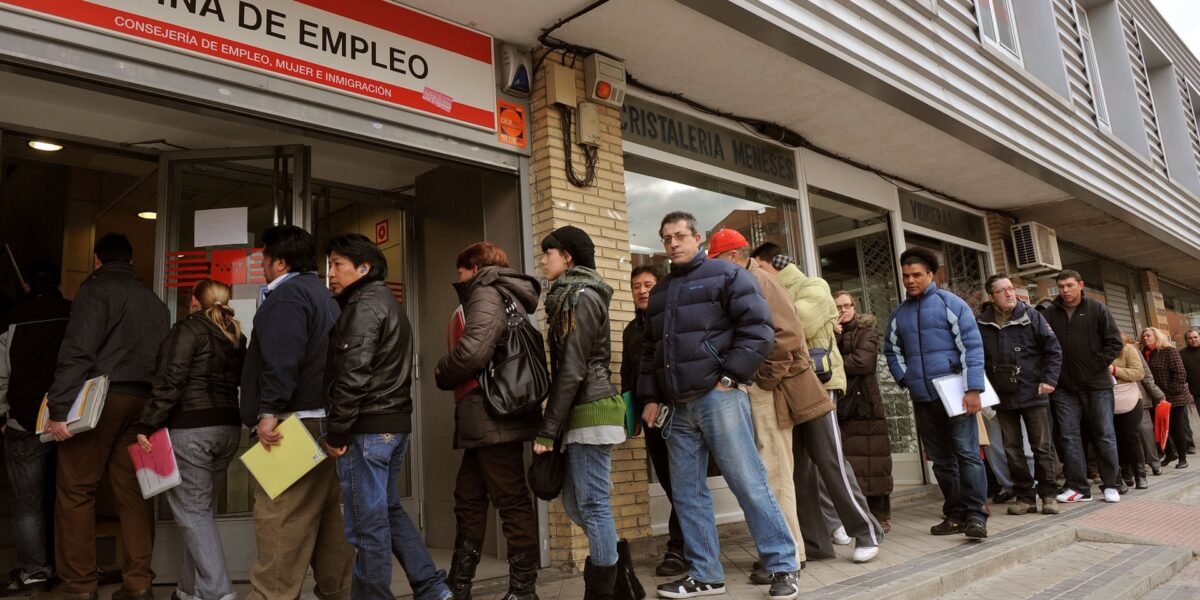 El Banco Central Europeo sostiene que existen 2 millones de desempleados más en el continente que antes de la pandemia.