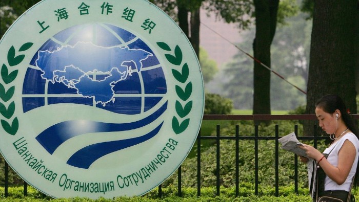 La OCS fue fundada en 2001 por China, Rusia, Kazajistán, Kirguistán y Tayikistán como asociación de cooperación económica y de seguridad en Asia Central.