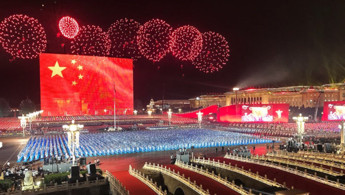 El Día Nacional conmemora el nacimiento de la República Popular China en 1949 mediante un proceso revolucionario.