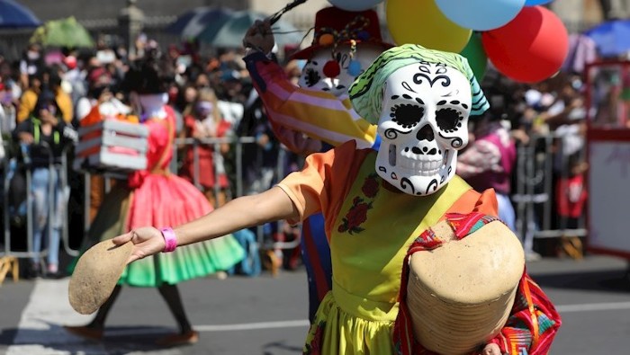 Desfile del Día de los Muertos en México regresa tras pandemia