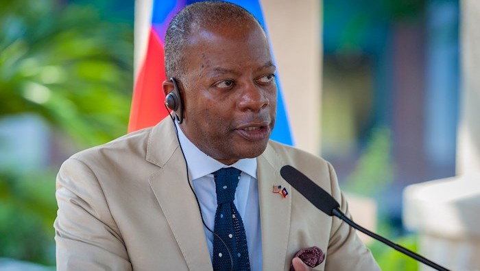 El subsecretario de Estado de la Oficina de Asuntos Internacionales, Todd Robinson, sentenció que la crisis de seguridad la deben resolver los haitianos.
