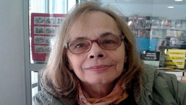 Es una de las escritoras más prominentes de la lengua española, pues lleva más de 50 años dedicada a la literatura.