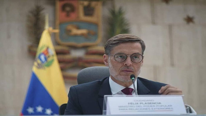 Aludiendo al respeto a la soberanía y autodeterminación de los pueblos, Venezuela pide al Ejecutivo español rectificar su pronunciamiento.