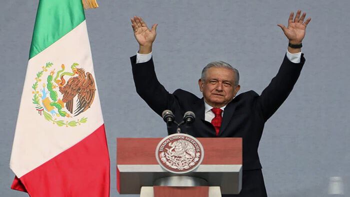 Andrés Manuel López Obrador indicó que su gobierno ha controlado la pandemia, en medio de la preocupación mundial por la variante ómicron.