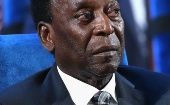 Pele is in hospital to undergo treatment for a colon tumor, Sao Paulo