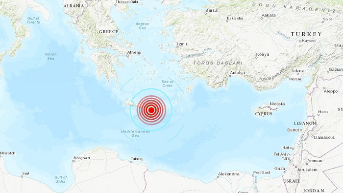 El sismo fue detectado esta tarde de domingo frente a las costas de Creta, la isla más grande de Grecia.