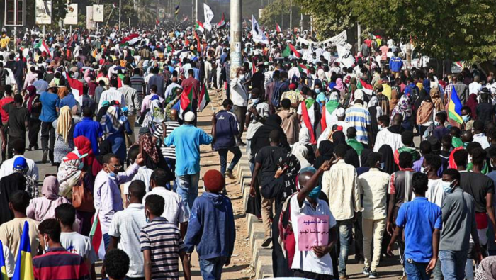 El Comité de Médicos de Sudán precisó que la cifra de decesos en las protestas ha ascendido a 52.