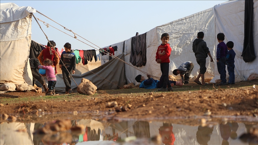 Unicef sostiene que al noreste casi 10.000 niños y sus madres se encuentran en centros de detención o en los campos de Al-Hol y Roj.
