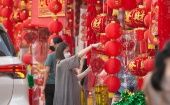 En diferentes países, las comunidades chinas también celebran la fecha con coloridas fiestas y abundantes platillos de la comida tradicional del país asiático.