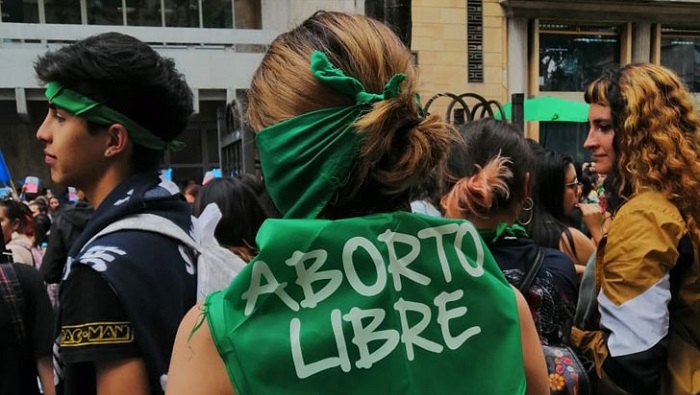 “Un 12,5 por ciento de los casos de aborto perseguidos por la justicia colombiana corresponden a mujeres entre los 14 y 17 años