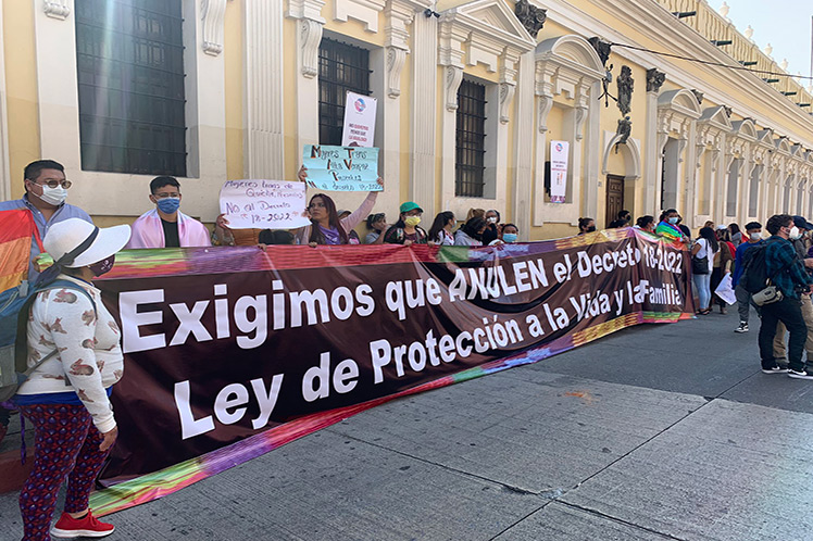Diferentes sectores sociales guatemaltecos han expresado su rechazo a la Ley para la Protección de la Vida y la Familia.