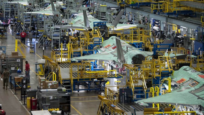 Entre las fábricas con mayor ganancia se encuentran las estadounidenses Lockheed Martin Corp, Raytheon Technologies y Boeing.
