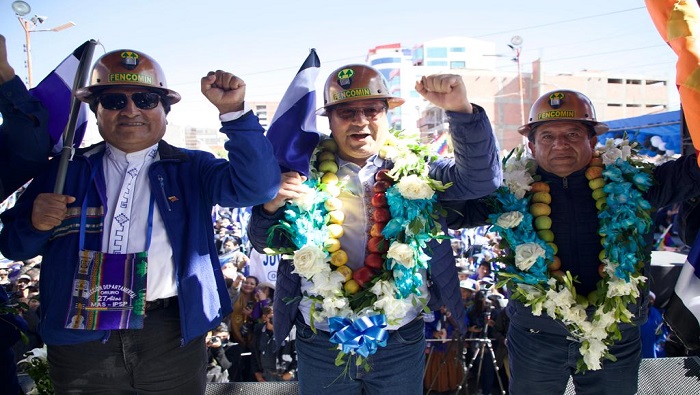 Durante el acto, Evo Morales alertó que grupos opositores buscan fragmentar la unidad del pueblo boliviano.