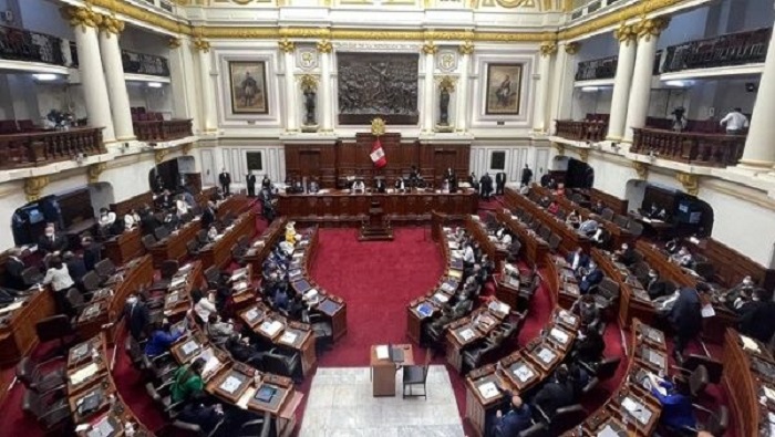 El presidente Pedro Castillo deberá designar a un nuevo ministro de Salud en 72 horas.