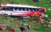 Según las autoridades, el autobús volcada en Putumayo transportaba cerca de 40 personas.