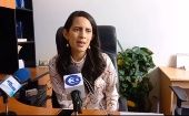 Desde la oposición, la diputada del partido político Vamos, Claudia Ortiz, considera que la medida otorga igual tratamiento a los pandilleros y a los periodistas.