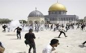 Los enfrentamientos entre palestinos y las fuerzas policiales en la mezquita Al-Aqsa se han repetido desde el pasado viernes.