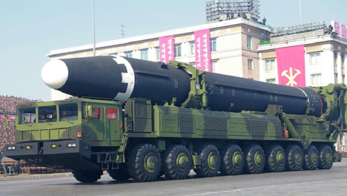 El misil balístico intercontinental Hwasong-15 es uno de los más potentes del programa de armas nucleares de Corea del Norte.