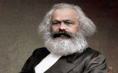  A lo largo de su vida Karl Marx escribió más de 20 obras, incluso una novela cómica. 