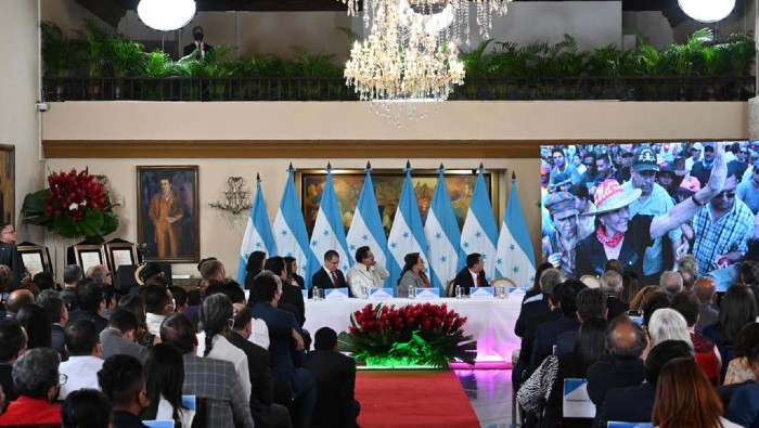 Honduras conmemoró el aniversario 13 del golpe de Estado