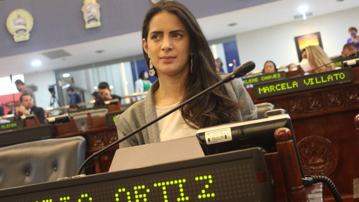 La diputada de Vamos, Claudia Ortiz, señaló que “se tienen denuncias de detenciones injustas, arbitrarias y violatorias” de la integridad de la gente.