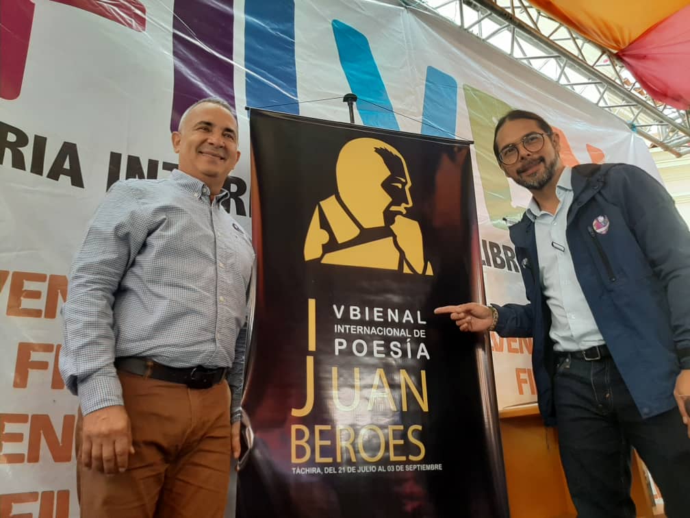 El gobernador Bernal y el ministro Ñáñez apuestan con la bienal por el vínculo de naciones hermanas a través de la poesía.