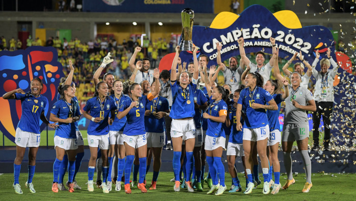 Brasil concluyó el torneo con un récord perfecto con seis triunfos de igual cantidad de juegos disputados, con 20 goles a favor y ninguno en contra.