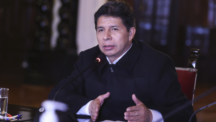 El presidente Castillo ha declarado que un sector del Congreso, la Fiscalía y parte de la prensa están confabulando para destituirlo.