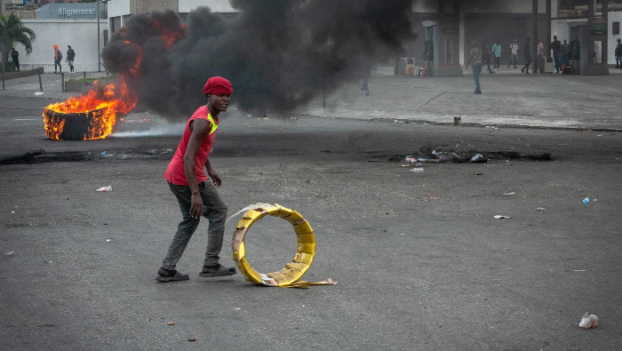 Las principales protestas se dieron en Carrefour y Gonaïves, al sur y al noroeste de Puerto Príncipe, respectivamente.