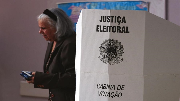 Los centros electorales abrieron a las 08H00 hora local (11H00 GMT) y cerraron a las 17H00 (20H00 GMT).