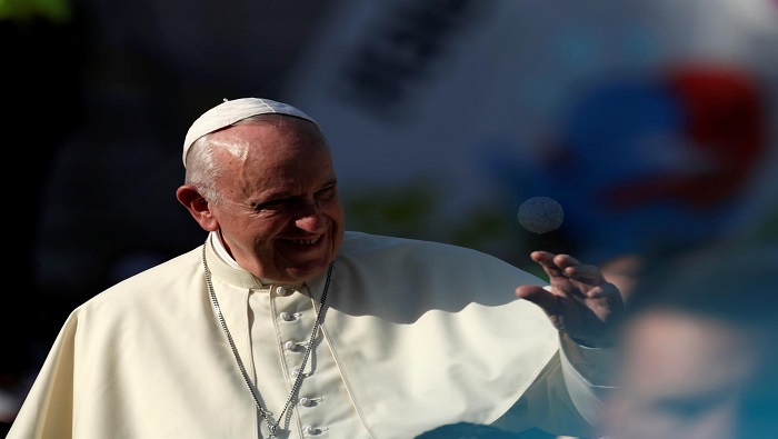 El sumo pontífice se refirió a los fallecidos, a quienes perdieron sus hogares y a los daños económicos.