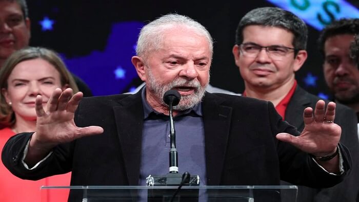 En la primera vuelta de los comicios presidenciales, celebrada el pasado 2 de octubre, Lula obtuvo el 48,43 por ciento de los votos.