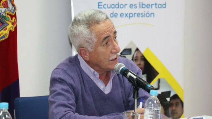 Leonardo Laso dice que no estaba de acuerdo con cómo respondía el Gobierno a los problemas de Ecuador.