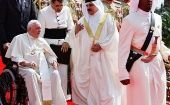 El pontífice fue también recibido por el rey Hamad bin Isa Al-Khalifa, quien presentó a su nación como "un país de tolerancia, convivencia y paz".