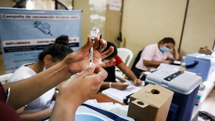 El ministro de salud paraguayo instó a los ciudadanos a mantener las medidas sanitarias para evitar nuevos contagios de covid-19.