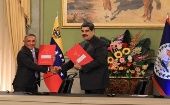 President Maduro (r) and Prime Minister of Belize, John Antonio Briceño (l)