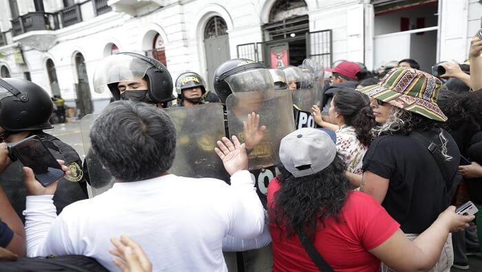 El pasado sábado, la Confederación de Campesinos del Perú fue intervenida por la policía y más de 20 personas fueron retenidas por varias horas.