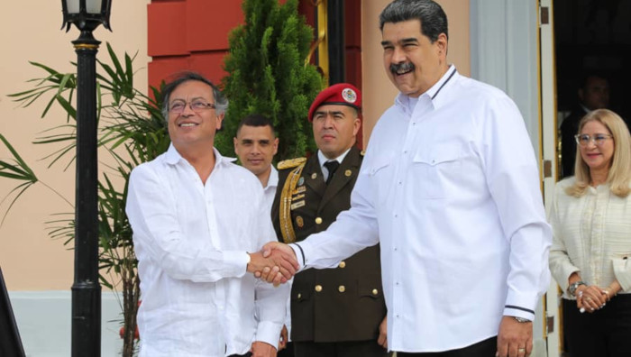 Ambos jefes de Estado sostuvieron un encuentro en Caracas el 1 de noviembre de 2022 para tratar asuntos en el área comercial, entre otros temas.
