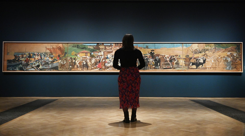 En el centenario de la muerte del pintor valenciano Joaquín Sorolla, la muestra exhibirá tres lienzos: Escenas de Playa, El Broche Regional y el estreno de primera versión de la representación de las dos Castillas, que mide ocho metros.