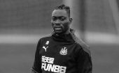 El mediocampista ghanés de 31 años jugó por el Newcastle, Chelsea y Málaga.