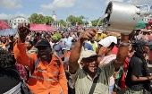 Cientos de personas protestaron el pasado viernes en Surinam contra una serie de medidas económicas anunciadas por el Gobierno.
