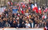 La policía detuvo este sábado al menos a 71 personas en París durante las protestas contra la reforma de pensiones del Gobierno.