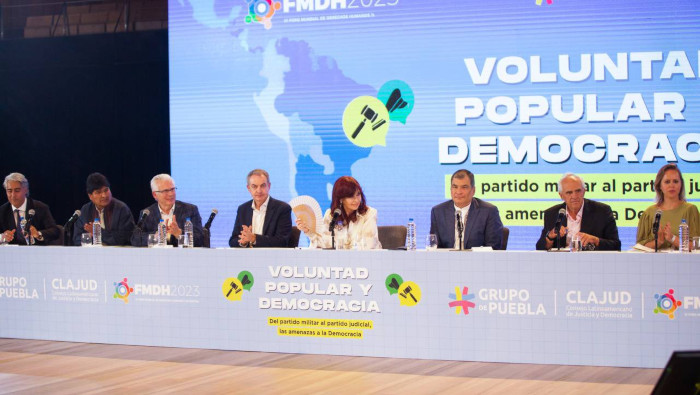 Los expresidentes miembros del Grupo de Puebla expresaron en el encuentro su respaldo a la vicepresidenta argentina.