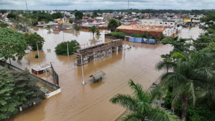 Con 32.000 personas afectadas por las lluvias, Acre se encuentra en situación de emergencia. Unas dos mil personas están desplazadas y 500 sin hogar