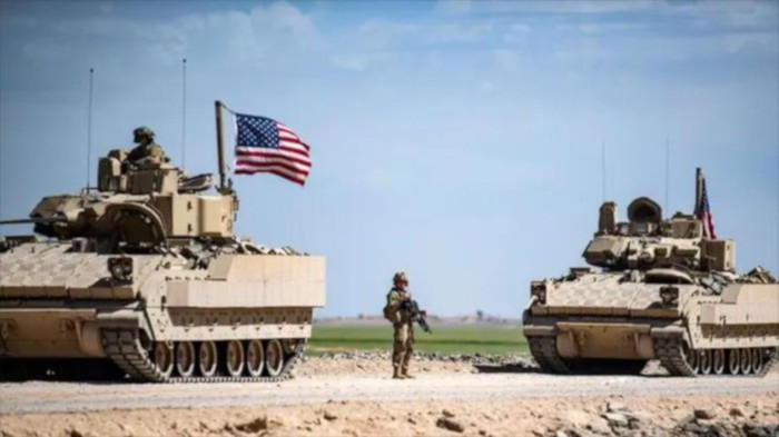 Las bases militares estadounidenses en la provincia de Deir ez-Zor fueron alcanzadas por misiles, luego que el ejército de ocupación ejecutó este viernes un ataque aéreo al este de la nación árabe.